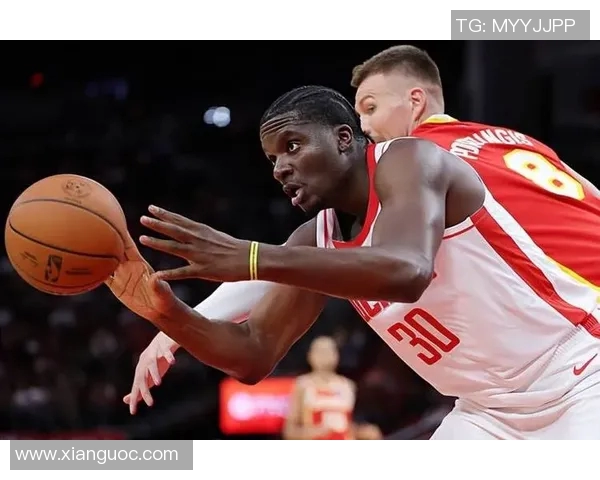 克林特卡佩拉：从角色球员到NBA明星的成长之路与挑战