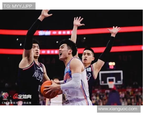 2018年CBA季后赛广厦队与新疆队激战正酣精彩瞬间回顾与分析