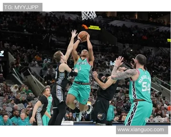 马刺与灰熊激战四月二十八日谁能在季后赛中占得先机